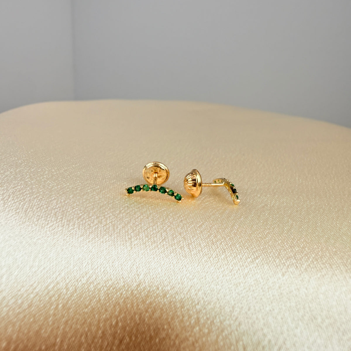 Yellow gold ear jacket earring with green zircon